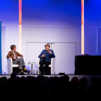 lit.COLOGNE 2025: Freiheit. Angela Merkel und Bettina Böttinger ©Hieronymus Rönneper