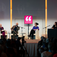 lit.COLOGNE 2025: 17.03.: Treue, Liebe, Begehren und Verrat – Roberto Saviano und Barbara Auer über die Frauen in der Mafia. Mod.: Karen Krüger ©Katja Tauber